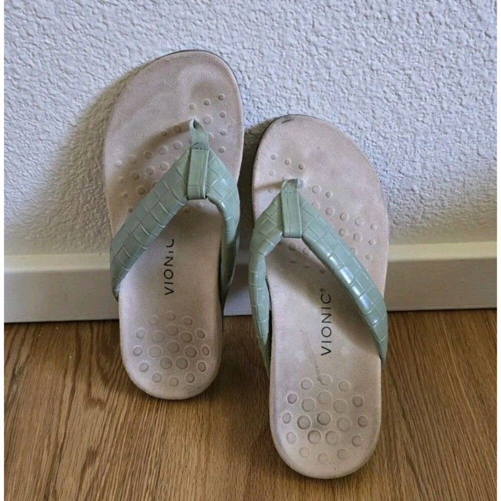 Vionic Womens Sandals Layne Size 9 Wide Green Thong Flip Slip On Casual